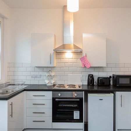 Cherry Property - Berry Apartments Blackpool Værelse billede