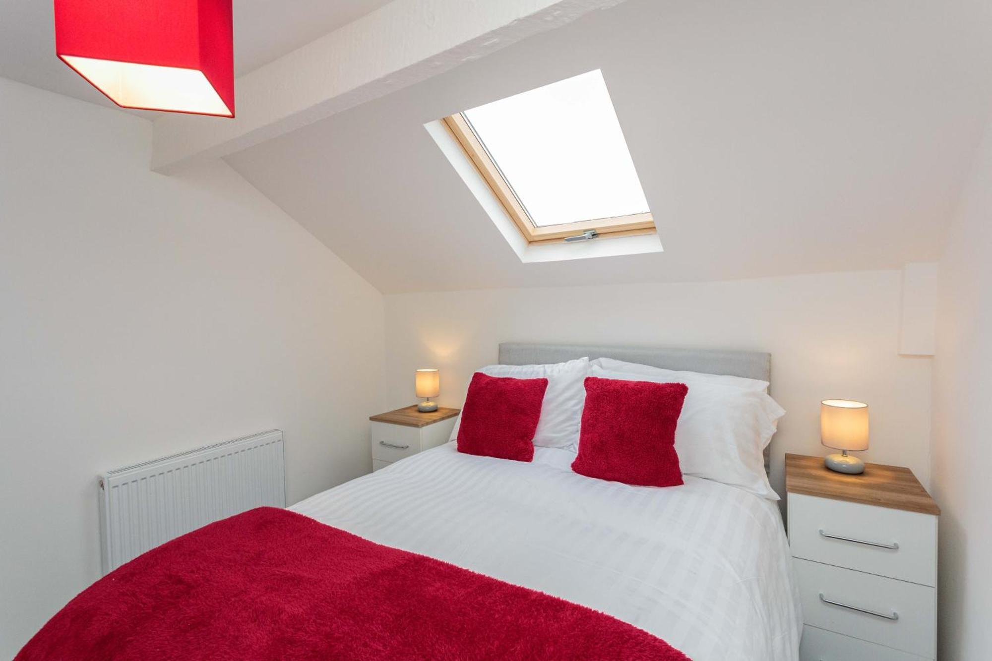 Cherry Property - Berry Apartments Blackpool Værelse billede